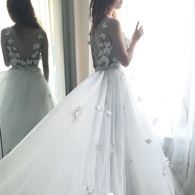 New Arrival Tulle A-Line Wedding Dresses, Charming Applique Floor-Length Wedding Dress, KX1443